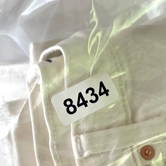 GAP NWT Cheeky Straight High Rise Raw Hem Jeans Distressed Sz 31\12R White - Picture 12 of 12